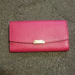 Burberry Signature Grain Continental Wallet