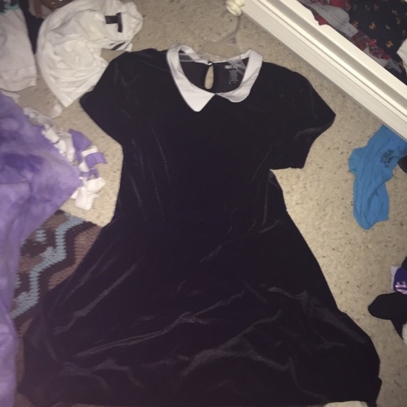 Hot Topic Black Velvet Collared Dress XL