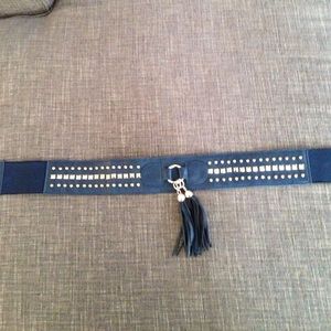 Barely worn Adorable navy blue wide belt
