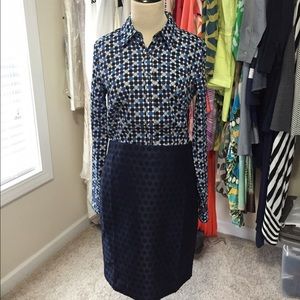 Blue dot bottom down shirt