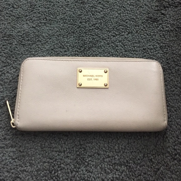 Authentic MIchael Kors Wallet