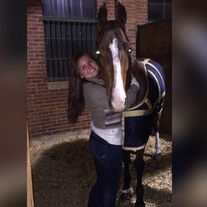 Meet your Posher, Angela