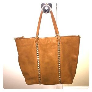 Beautiful big leather bag Beautiful big leather bag