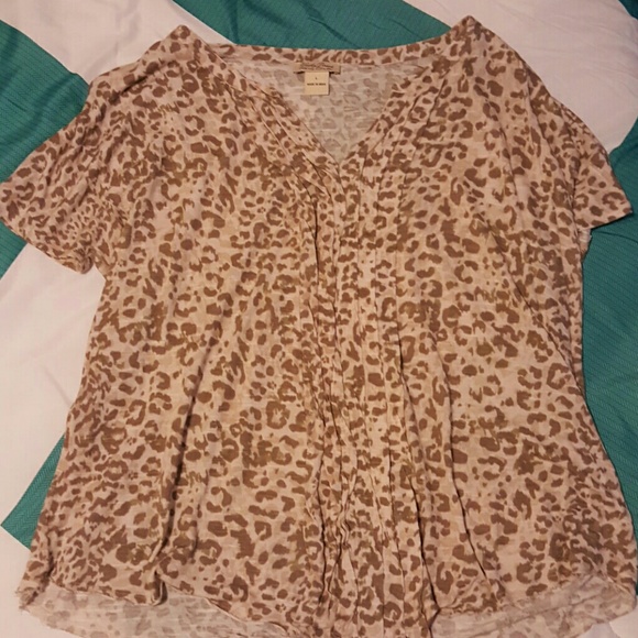 Lucky Brand top
