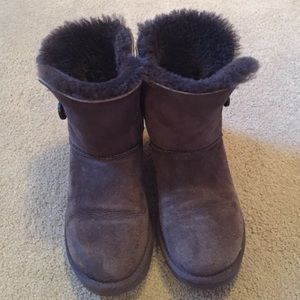 Chocolate brown Bailey Button Uggs