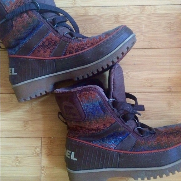 Sorel Tivoli Boots 🚨BLACK FRIDAY SALE🚨