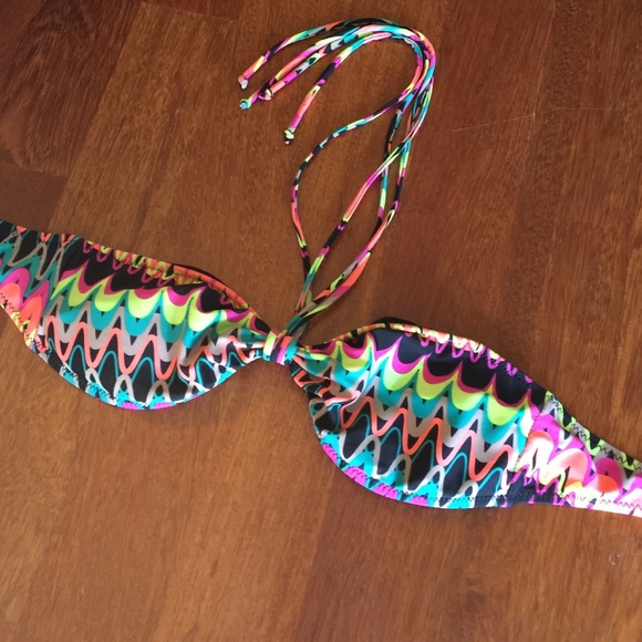Multicolored swim top - Picture 1 of 2