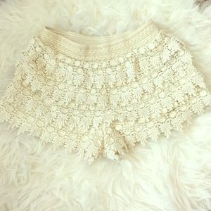 Laced shorts