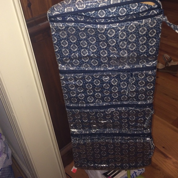 Vera Bradley hanging travel organizer