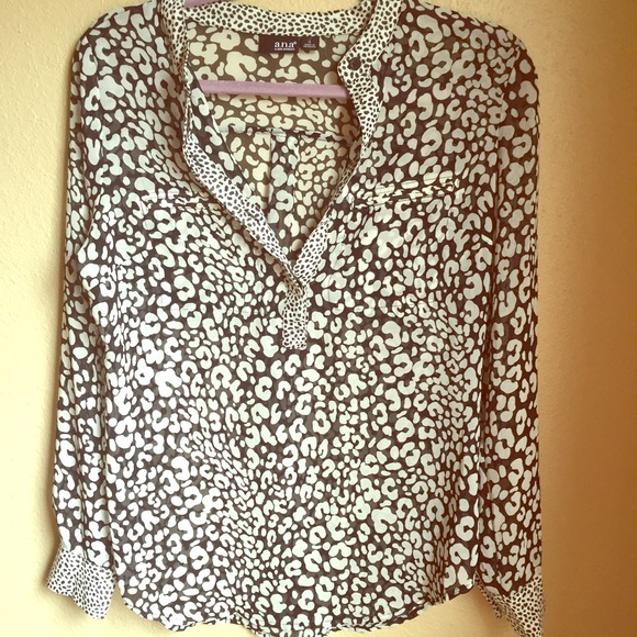 Black & white cheetah blouse