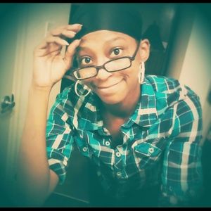 Meet your Posher, Juliana