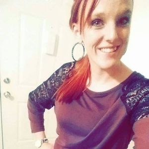 Meet your Posher, Kelli