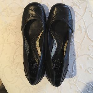 Hot Kiss-Black Wedge Shoes