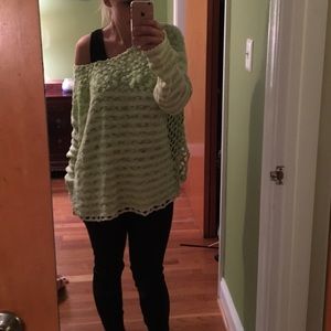 Free people boho chic sweater - size large