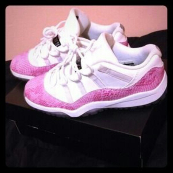 Pink 11s - Picture 1 of 4