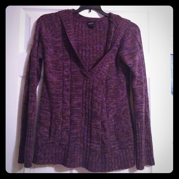 Rue 21 hooded sweater