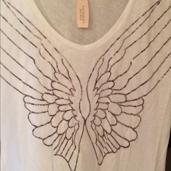 🌸Victoria Secret T-Shirt🌸