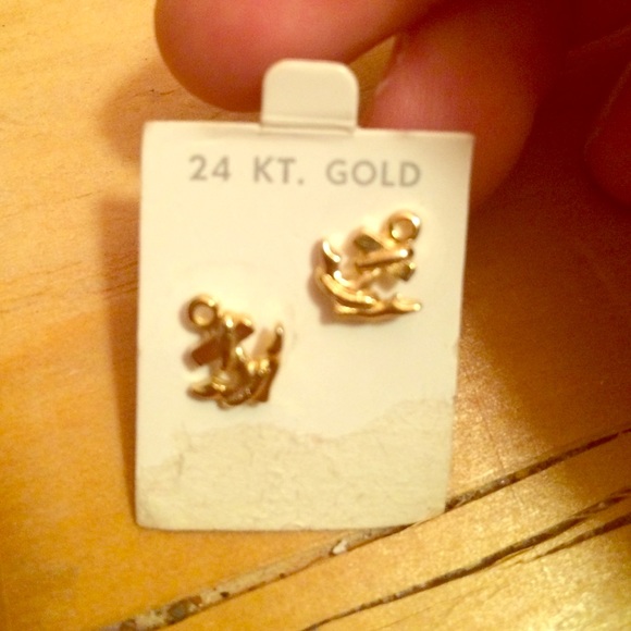 24 KT. Gold Anchor Earrings