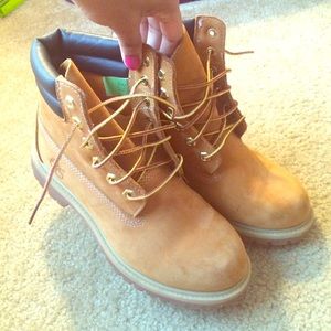 Classic timberlands
