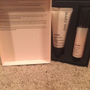 NEW Mary Kay timewise microdermabrasion plus set