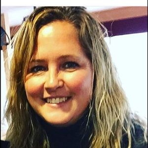 Meet your Posher, Kara