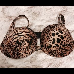 Victoria's Secret Leopard Print Plunge Bra
