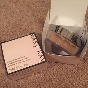 Mary Kay mineral powder foundation