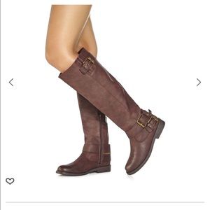Amonda burgundy boots