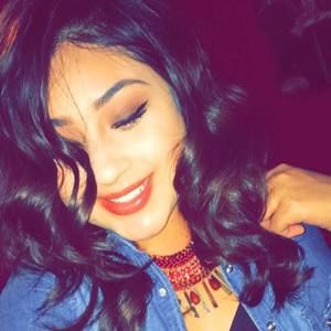 Meet your Posher, Gabriela