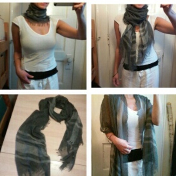 Grey & white gauze scarf