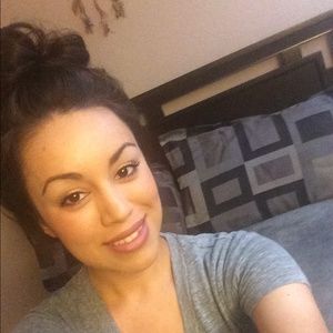 Meet your Posher, Angelica