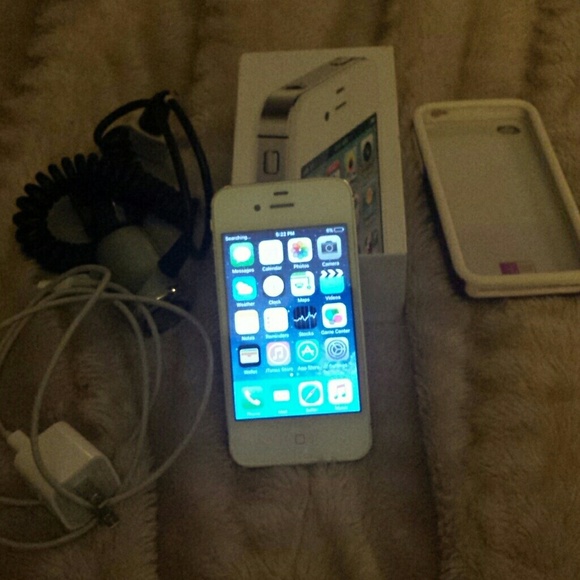 I phone 4s and accessories