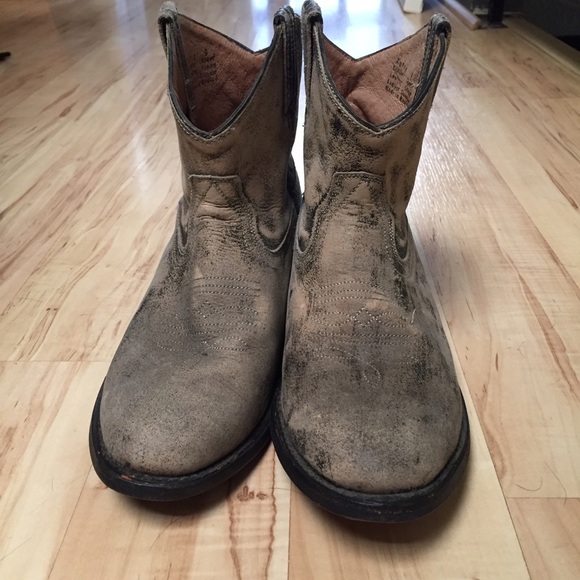 Steve Madden ankle boots