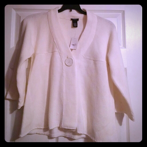 Nwt rue 21 sweater