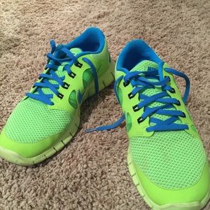 Nike free 5.0 youth 7