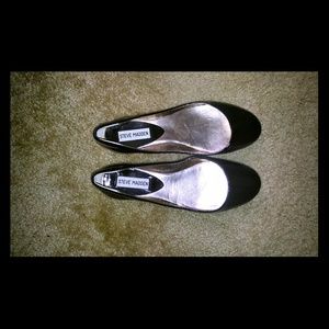 7.5 Steve Madden Flats