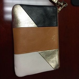 Fossil Wristlet