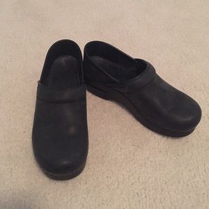 Dansko nursing shoes