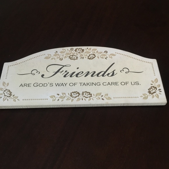 Friends sign