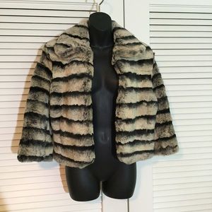 Cache Natural Fur Coat Sz M