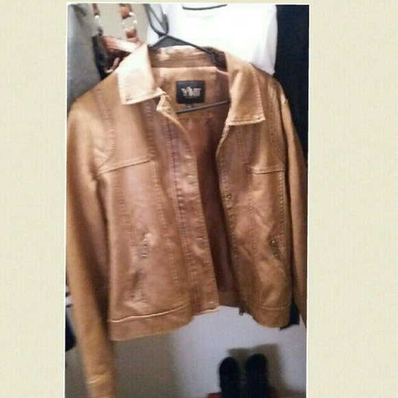 Tabacco leather jacket