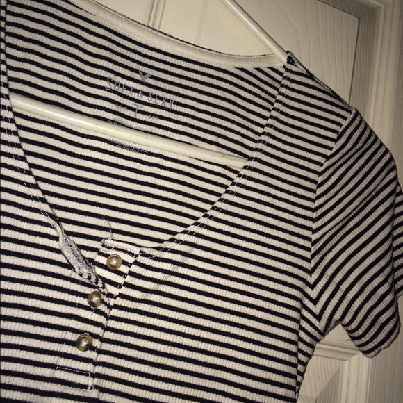 AE Striped T-Shirt - Picture 1 of 4