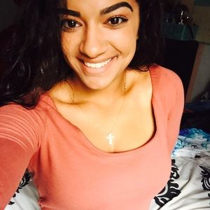 Meet your Posher, Kendra