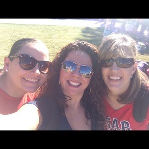 Meet your Posher, Lacey