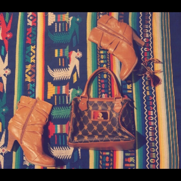 🚩💰SOLD💰 Adorable Polo Purse🚩 - Picture 2 of 3