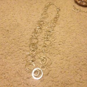 Silver circles necklace