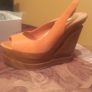 Jessica Simpson wedges