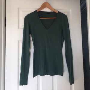 Long sleeve dark green v-neck shirt from Theory