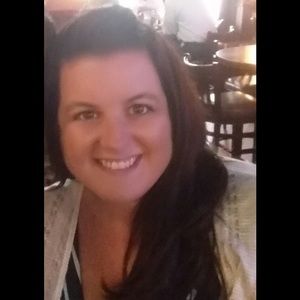 Meet your Posher, Carrie