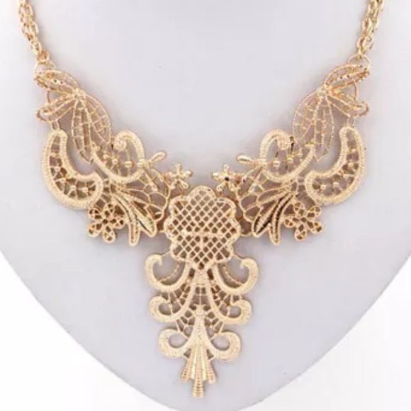 Gold Laced Pendant Choker Bib Statement